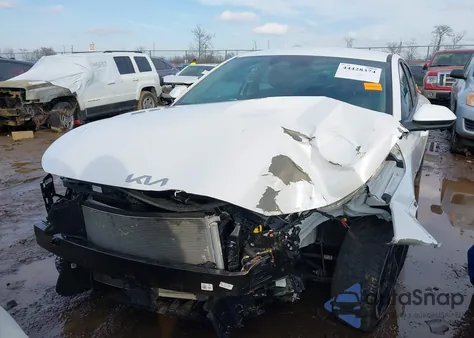 2025 Kia K4 Ex z USA, uszkodzony, nr VIN 3KPFU4DE1SE190686